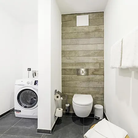 شقة Seebadrast - 5-sterne Mit Historischem Charme Und Modernem Komfort