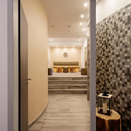 Seebadrast - 5-sterne Mit Historischem Charme Und Modernem Komfort *